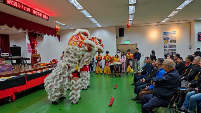 舞龍舞獅表演